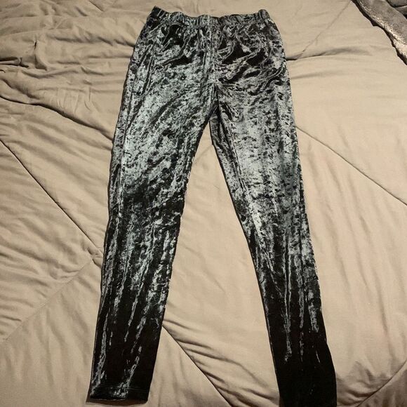 Kendall & Kylie blue velvet leggings - Picture 5 of 5